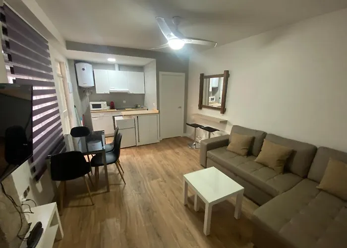 Apartamento Turistico Campo De La Verdad